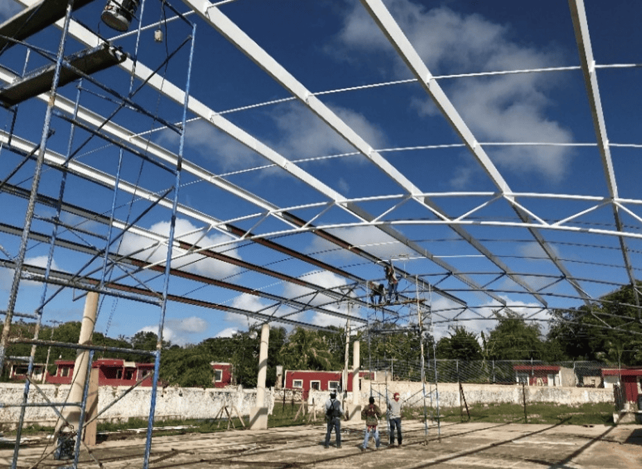 DOMOS DE ESTRUCTURA METALICA PARA CANCHAS
